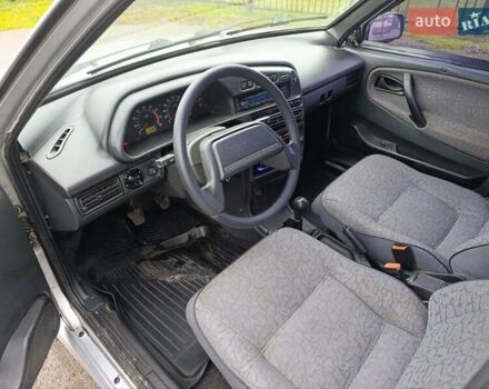 Серый ВАЗ 2115 Самара, объемом двигателя 1.6 л и пробегом 216 тыс. км за 2250 $, фото 9 на Automoto.ua