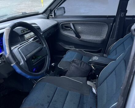 Сірий ВАЗ 2115 Самара, об'ємом двигуна 1.6 л та пробігом 220 тис. км за 1299 $, фото 12 на Automoto.ua