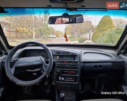 Серый ВАЗ 2115 Самара, объемом двигателя 1.6 л и пробегом 170 тыс. км за 2150 $, фото 3 на Automoto.ua