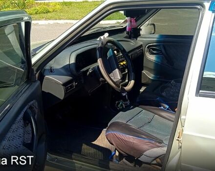 Серый ВАЗ 2115 Самара, объемом двигателя 1.6 л и пробегом 160 тыс. км за 1800 $, фото 5 на Automoto.ua