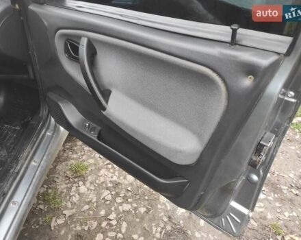 Серый ВАЗ 2115 Самара, объемом двигателя 1.6 л и пробегом 257 тыс. км за 1500 $, фото 16 на Automoto.ua