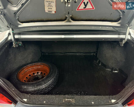 Серый ВАЗ 2115 Самара, объемом двигателя 1.6 л и пробегом 281 тыс. км за 2250 $, фото 13 на Automoto.ua