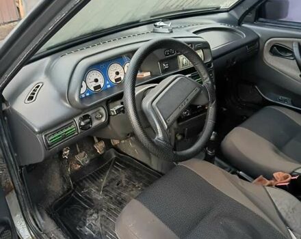 Серый ВАЗ 2115 Самара, объемом двигателя 1.6 л и пробегом 245 тыс. км за 1500 $, фото 3 на Automoto.ua