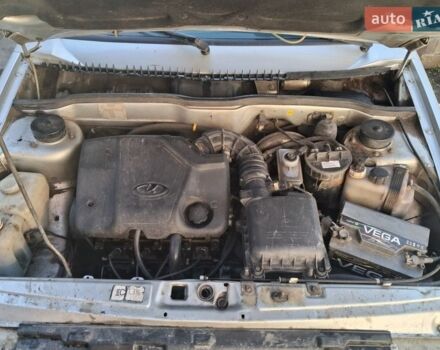 Серый ВАЗ 2115 Самара, объемом двигателя 1.6 л и пробегом 235 тыс. км за 2100 $, фото 8 на Automoto.ua