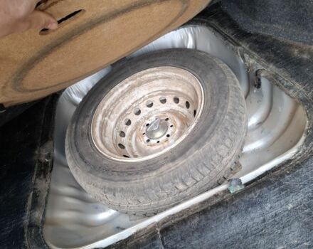 Серый ВАЗ 2115 Самара, объемом двигателя 1 л и пробегом 108 тыс. км за 2200 $, фото 5 на Automoto.ua