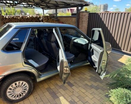 Серый ВАЗ 2115 Самара, объемом двигателя 1.6 л и пробегом 106 тыс. км за 2350 $, фото 4 на Automoto.ua