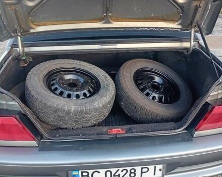 Серый ВАЗ 2115 Самара, объемом двигателя 1.6 л и пробегом 338 тыс. км за 2200 $, фото 7 на Automoto.ua