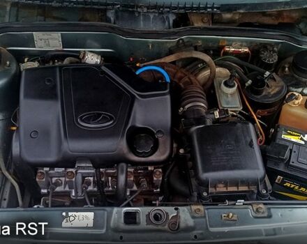 Серый ВАЗ 2115 Самара, объемом двигателя 1.6 л и пробегом 173 тыс. км за 2000 $, фото 4 на Automoto.ua