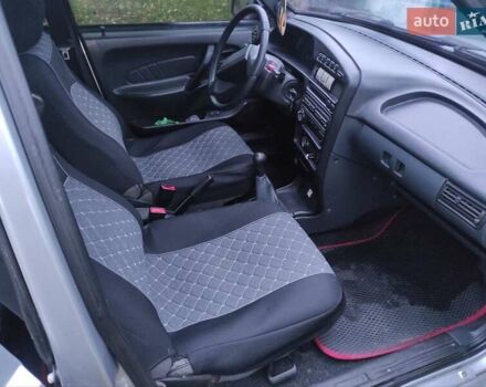 Серый ВАЗ 2115 Самара, объемом двигателя 1.6 л и пробегом 212 тыс. км за 3000 $, фото 9 на Automoto.ua