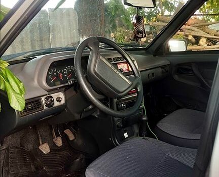 Сірий ВАЗ 2115 Самара, об'ємом двигуна 1.6 л та пробігом 0 тис. км за 1950 $, фото 4 на Automoto.ua