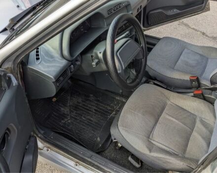 Сірий ВАЗ 2115 Самара, об'ємом двигуна 1.6 л та пробігом 75 тис. км за 1650 $, фото 7 на Automoto.ua