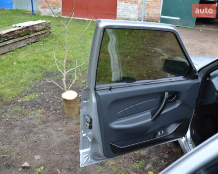 Серый ВАЗ 2115 Самара, объемом двигателя 1.6 л и пробегом 176 тыс. км за 2300 $, фото 17 на Automoto.ua