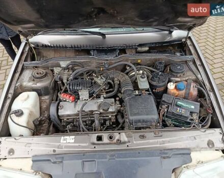 Серый ВАЗ 2115 Самара, объемом двигателя 1.6 л и пробегом 220 тыс. км за 2000 $, фото 9 на Automoto.ua