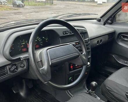 Серый ВАЗ 2115 Самара, объемом двигателя 1.6 л и пробегом 185 тыс. км за 1500 $, фото 7 на Automoto.ua