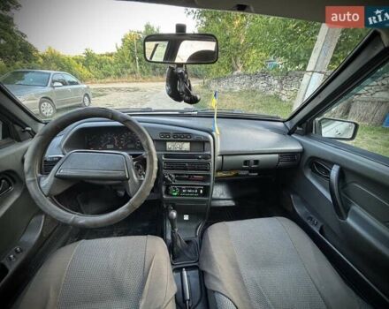Серый ВАЗ 2115 Самара, объемом двигателя 1.6 л и пробегом 182 тыс. км за 1800 $, фото 1 на Automoto.ua