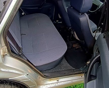 ВАЗ 2115 Самара 2009 в Гадяче на Automoto.ua Серый ВАЗ 2115 Самара, объемом двигателя 1.6 л и пробегом 149 тыс. км за 2700 $, фото 6 на Automoto.ua