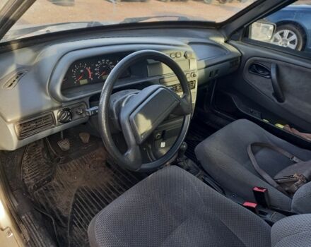 Сірий ВАЗ 2115 Самара, об'ємом двигуна 1.6 л та пробігом 210 тис. км за 2000 $, фото 3 на Automoto.ua