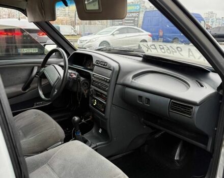 Сірий ВАЗ 2115 Самара, об'ємом двигуна 1.6 л та пробігом 232 тис. км за 2499 $, фото 5 на Automoto.ua