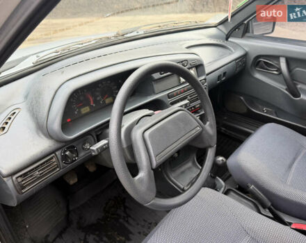 Серый ВАЗ 2115 Самара, объемом двигателя 1.6 л и пробегом 110 тыс. км за 1750 $, фото 4 на Automoto.ua