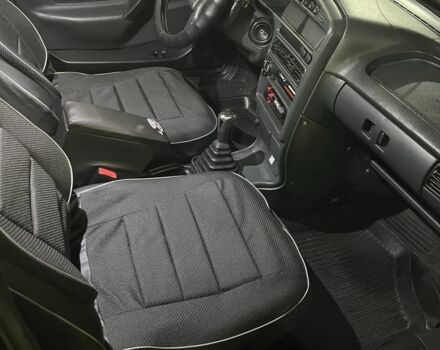 Серый ВАЗ 2115 Самара, объемом двигателя 1.6 л и пробегом 103 тыс. км за 3750 $, фото 5 на Automoto.ua