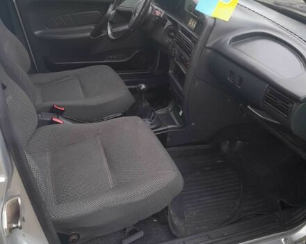 Серый ВАЗ 2115 Самара, объемом двигателя 1.6 л и пробегом 50 тыс. км за 2900 $, фото 5 на Automoto.ua