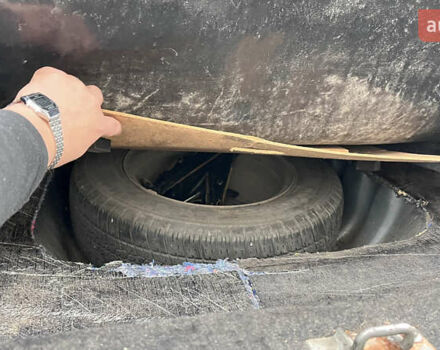 Серый ВАЗ 2115 Самара, объемом двигателя 1.6 л и пробегом 44 тыс. км за 3200 $, фото 13 на Automoto.ua