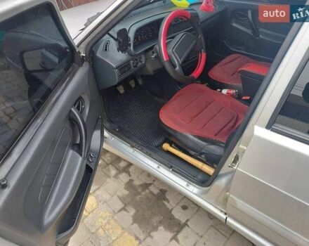 Серый ВАЗ 2115 Самара, объемом двигателя 1.6 л и пробегом 156 тыс. км за 2300 $, фото 4 на Automoto.ua