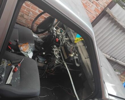 Сірий ВАЗ 2115 Самара, об'ємом двигуна 1.6 л та пробігом 80 тис. км за 713 $, фото 2 на Automoto.ua