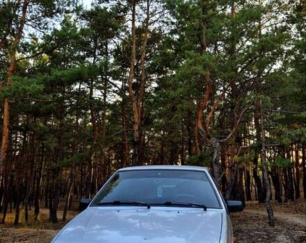 Серый ВАЗ 2115 Самара, объемом двигателя 1.6 л и пробегом 210 тыс. км за 2700 $, фото 4 на Automoto.ua