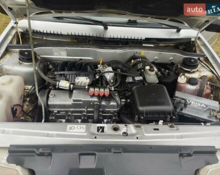 Серый ВАЗ 2115 Самара, объемом двигателя 1.6 л и пробегом 150 тыс. км за 2250 $, фото 11 на Automoto.ua