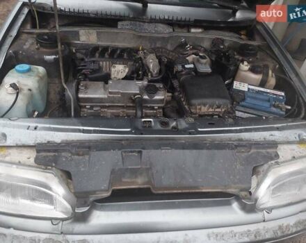 Серый ВАЗ 2115 Самара, объемом двигателя 1.61 л и пробегом 215 тыс. км за 2000 $, фото 3 на Automoto.ua
