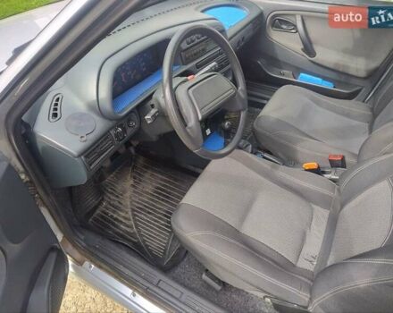 Сірий ВАЗ 2115 Самара, об'ємом двигуна 1.6 л та пробігом 84 тис. км за 3900 $, фото 2 на Automoto.ua