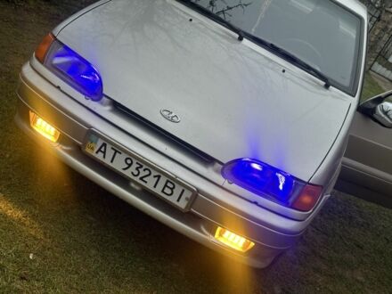 ВАЗ 2115 Самара 2005 у Івано-Франківську на Automoto.ua Сірий ВАЗ 2115 Самара, об'ємом двигуна 1.5 л та пробігом 328 тис. км за 1600 $, фото 1 на Automoto.ua