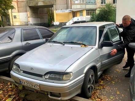Серый ВАЗ 2115 Самара, объемом двигателя 1.5 л и пробегом 175 тыс. км за 1900 $, фото 1 на Automoto.ua