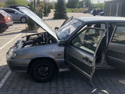 Серый ВАЗ 2115 Самара, объемом двигателя 1.6 л и пробегом 150 тыс. км за 2200 $, фото 1 на Automoto.ua