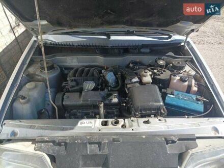 Серый ВАЗ 2115 Самара, объемом двигателя 1.6 л и пробегом 850 тыс. км за 3300 $, фото 1 на Automoto.ua