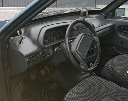 Синий ВАЗ 2115 Самара, объемом двигателя 1.5 л и пробегом 275 тыс. км за 1999 $, фото 15 на Automoto.ua