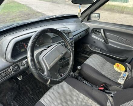 Синий ВАЗ 2115 Самара, объемом двигателя 1.5 л и пробегом 250 тыс. км за 1299 $, фото 6 на Automoto.ua