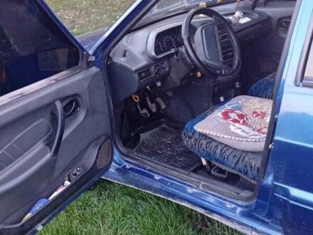 Синий ВАЗ 2115 Самара, объемом двигателя 1.6 л и пробегом 200 тыс. км за 2000 $, фото 1 на Automoto.ua