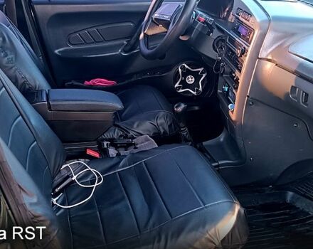 Зелений ВАЗ 2115 Самара, об'ємом двигуна 1.5 л та пробігом 11 тис. км за 1700 $, фото 9 на Automoto.ua