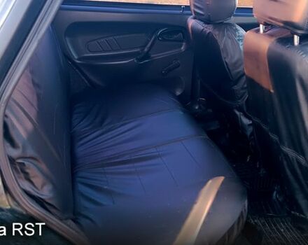 Зелений ВАЗ 2115 Самара, об'ємом двигуна 1.5 л та пробігом 11 тис. км за 1700 $, фото 7 на Automoto.ua