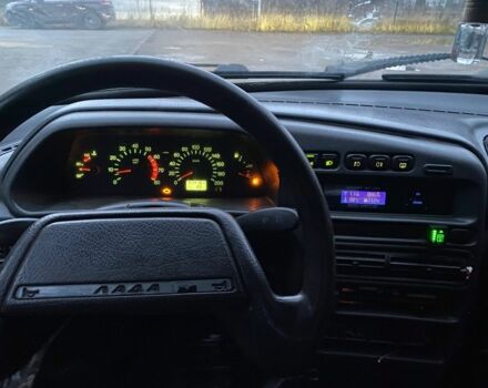 Зеленый ВАЗ 2115 Самара, объемом двигателя 1.5 л и пробегом 1 тыс. км за 750 $, фото 4 на Automoto.ua