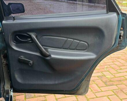 Зеленый ВАЗ 2115 Самара, объемом двигателя 1.5 л и пробегом 131 тыс. км за 1800 $, фото 12 на Automoto.ua