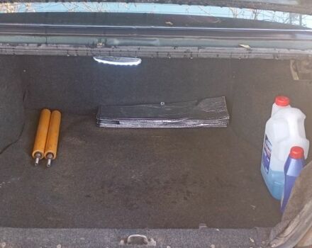 ВАЗ 2115 Самара 2003 у Подільськ (Котовськ) на Automoto.ua Зелений ВАЗ 2115 Самара, об'ємом двигуна 0 л та пробігом 111 тис. км за 1000 $, фото 8 на Automoto.ua