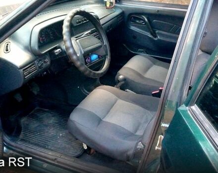 Зеленый ВАЗ 2115 Самара, объемом двигателя 1.5 л и пробегом 294 тыс. км за 1500 $, фото 4 на Automoto.ua