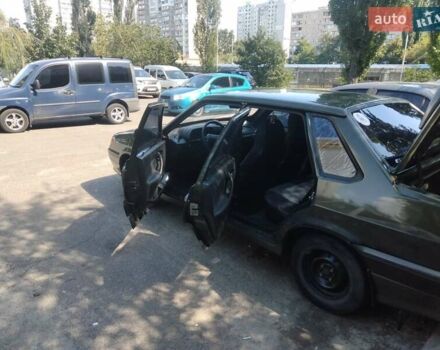 Зелений ВАЗ 2115 Самара, об'ємом двигуна 1.5 л та пробігом 137 тис. км за 2200 $, фото 6 на Automoto.ua