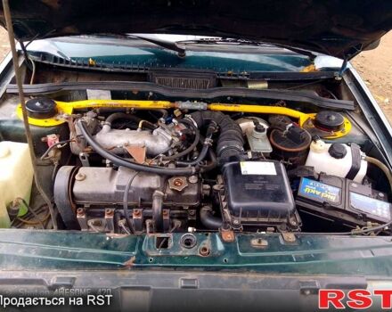 Зеленый ВАЗ 2115 Самара, объемом двигателя 1.6 л и пробегом 200 тыс. км за 1800 $, фото 3 на Automoto.ua