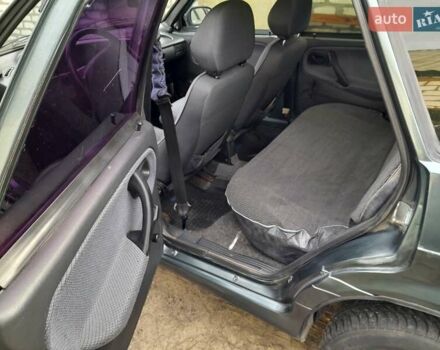 Зеленый ВАЗ 2115 Самара, объемом двигателя 1.5 л и пробегом 350 тыс. км за 1900 $, фото 8 на Automoto.ua