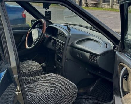 Зелений ВАЗ 2115 Самара, об'ємом двигуна 1.5 л та пробігом 2 тис. км за 1700 $, фото 6 на Automoto.ua