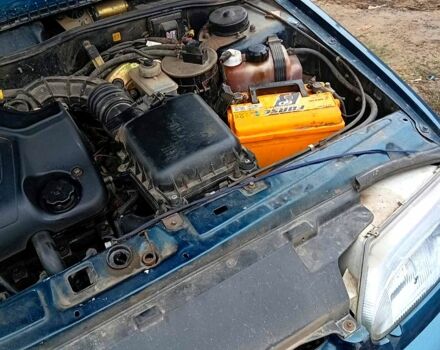 Зеленый ВАЗ 2115 Самара, объемом двигателя 1.6 л и пробегом 250 тыс. км за 2000 $, фото 4 на Automoto.ua